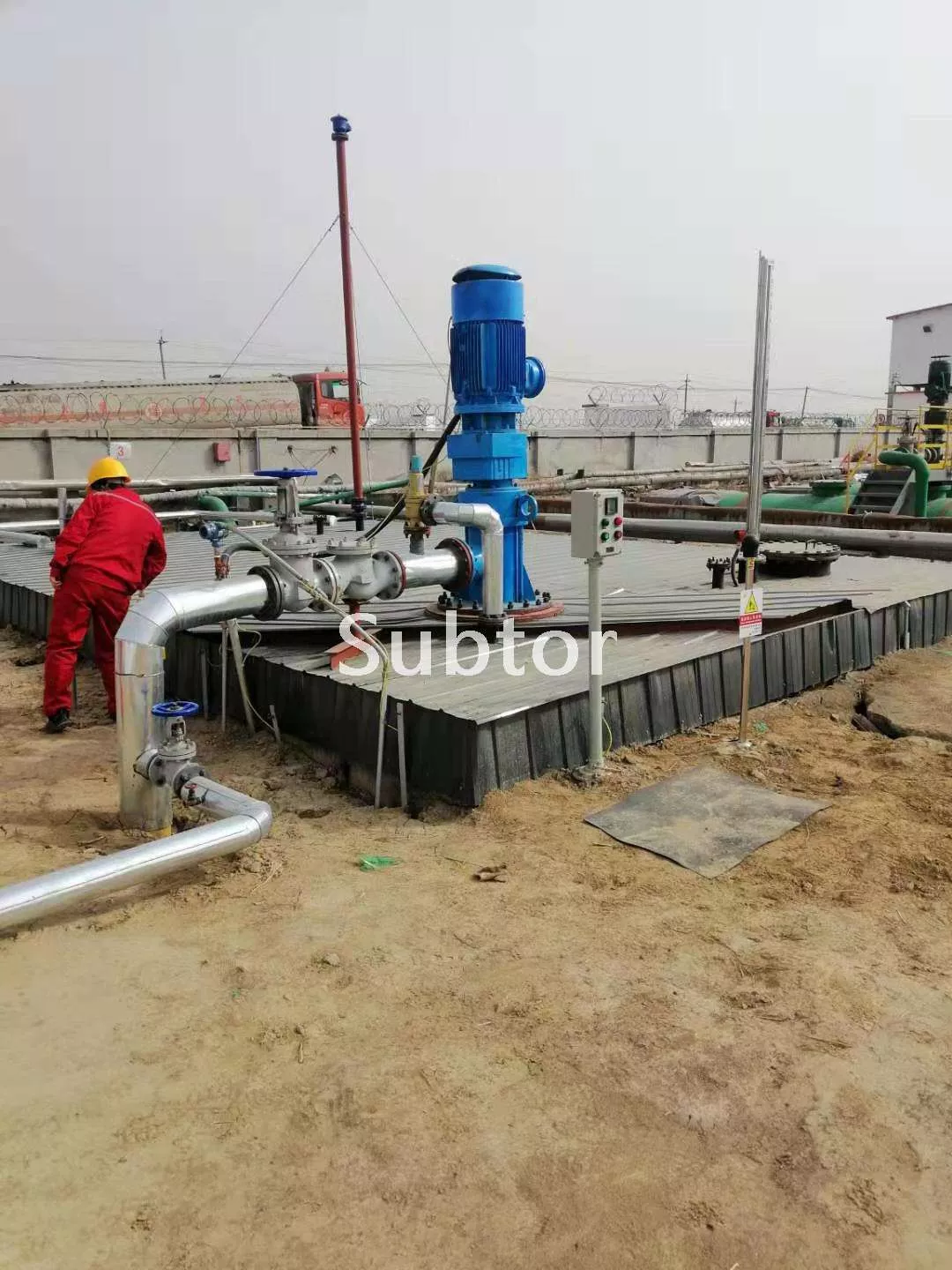 Bomba vertical para el transporte de aguas residuales oleosas
